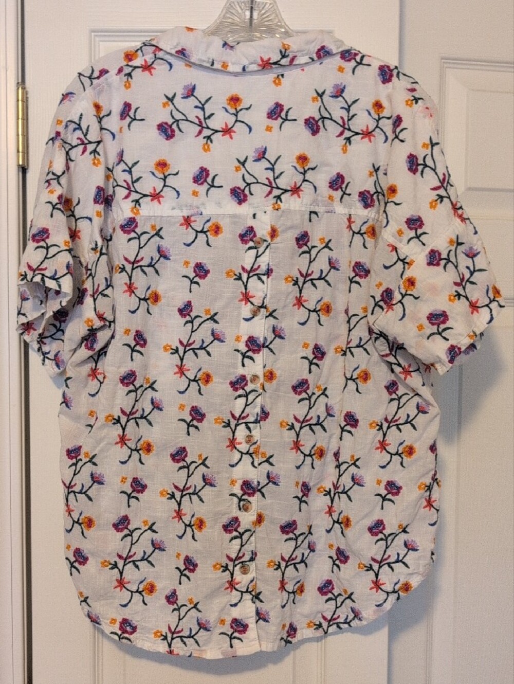 Anthropologie Pilcro White Floral Short Sleeve Blouse - Picture 6 of 9